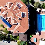 Villa Anfora 3*